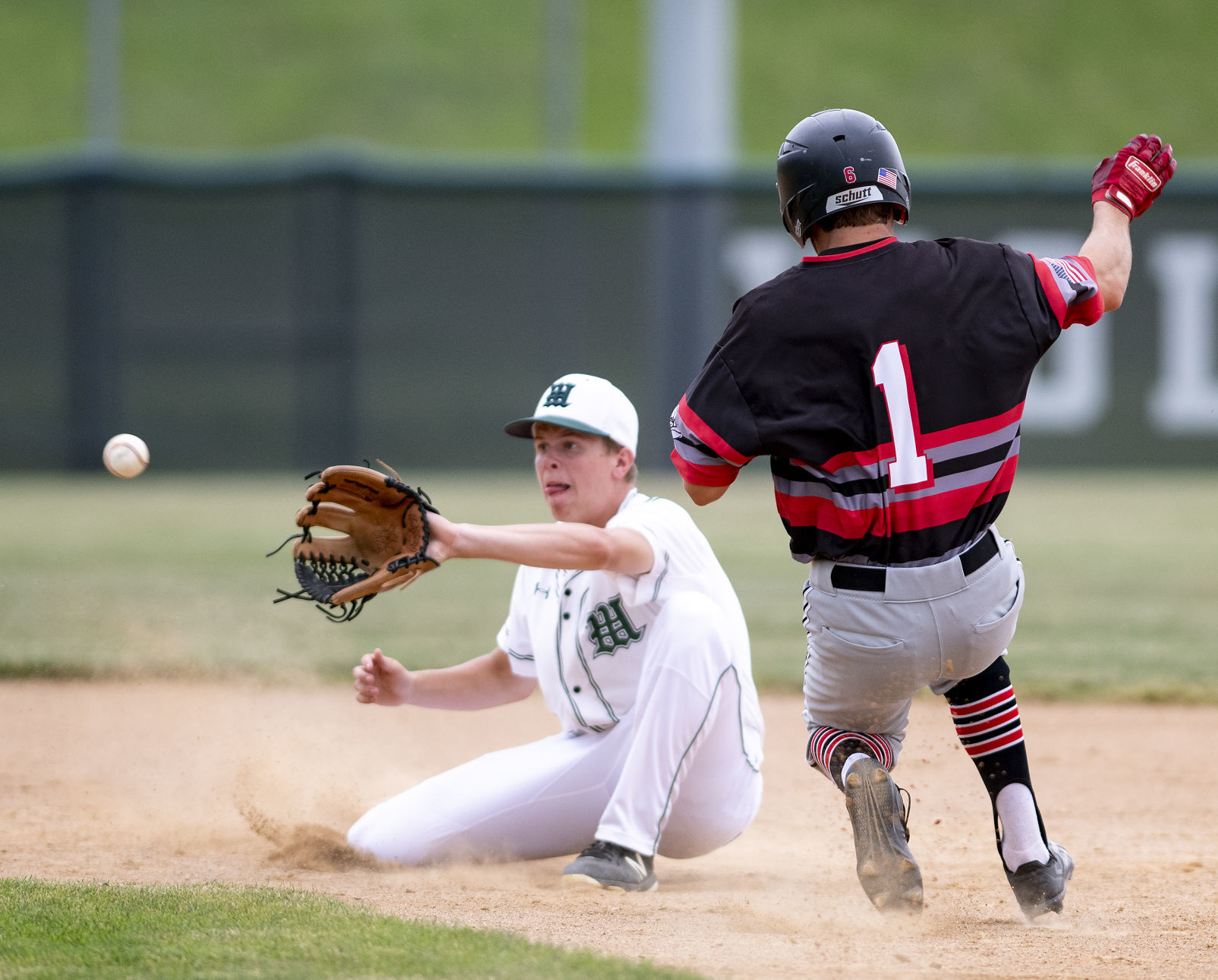 West hosts Le Mars baseball